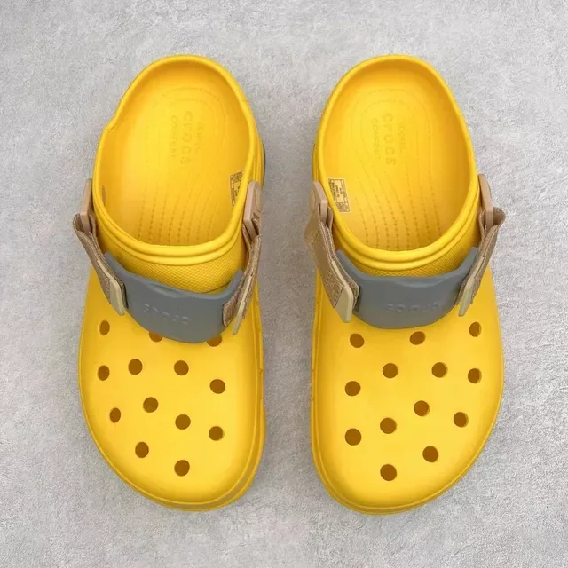 Crocs Echo Clog Yellow and Gray Molded Foam Clog 9