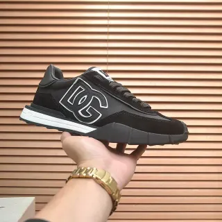 DC Shoes Black White Low-Top Suede-and-Synthetic Upper Lifestyle Sneakers