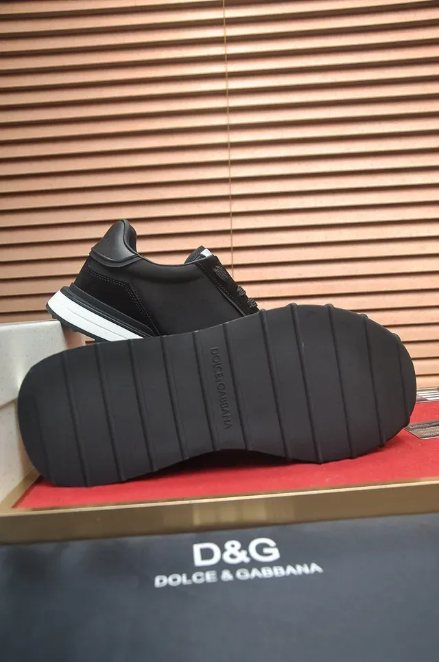 DC Shoes Black White Low-Top Suede-and-Synthetic Upper Lifestyle Sneakers 7