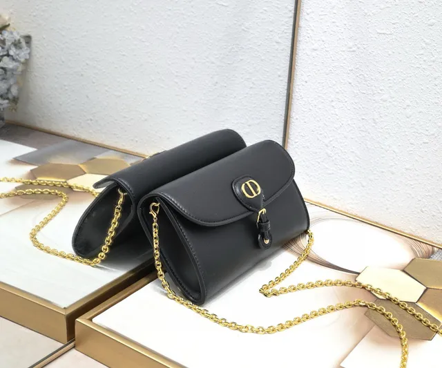 Dior 30 Montaigne Mini White Structured Chain Bag 15