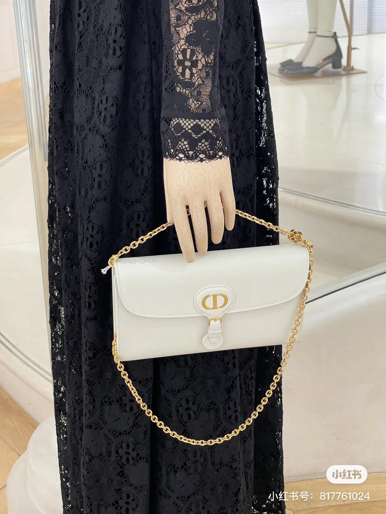 Dior 30 Montaigne Mini White Structured Chain Bag 19