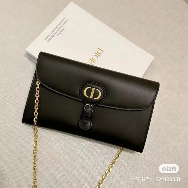 Dior 30 Montaigne Mini White Structured Chain Bag 22