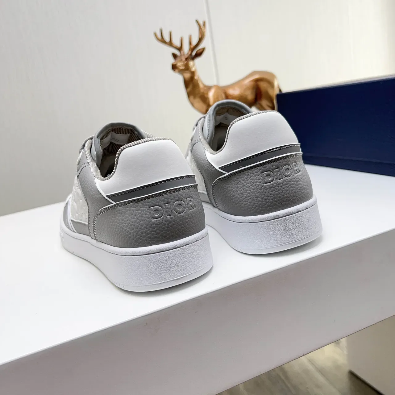 Dior B22 أحذية رياضية lifestyle أبيض رمادي low-top منقوشة لوحة مائلة 2
