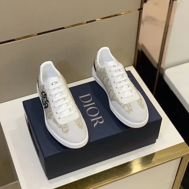 Dior B23 Monogram Canvas Skull Patch Lifestyle Sneakers 3