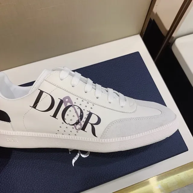 Dior B23 White and Black Logo-Print Lifestyle Sneakers 7