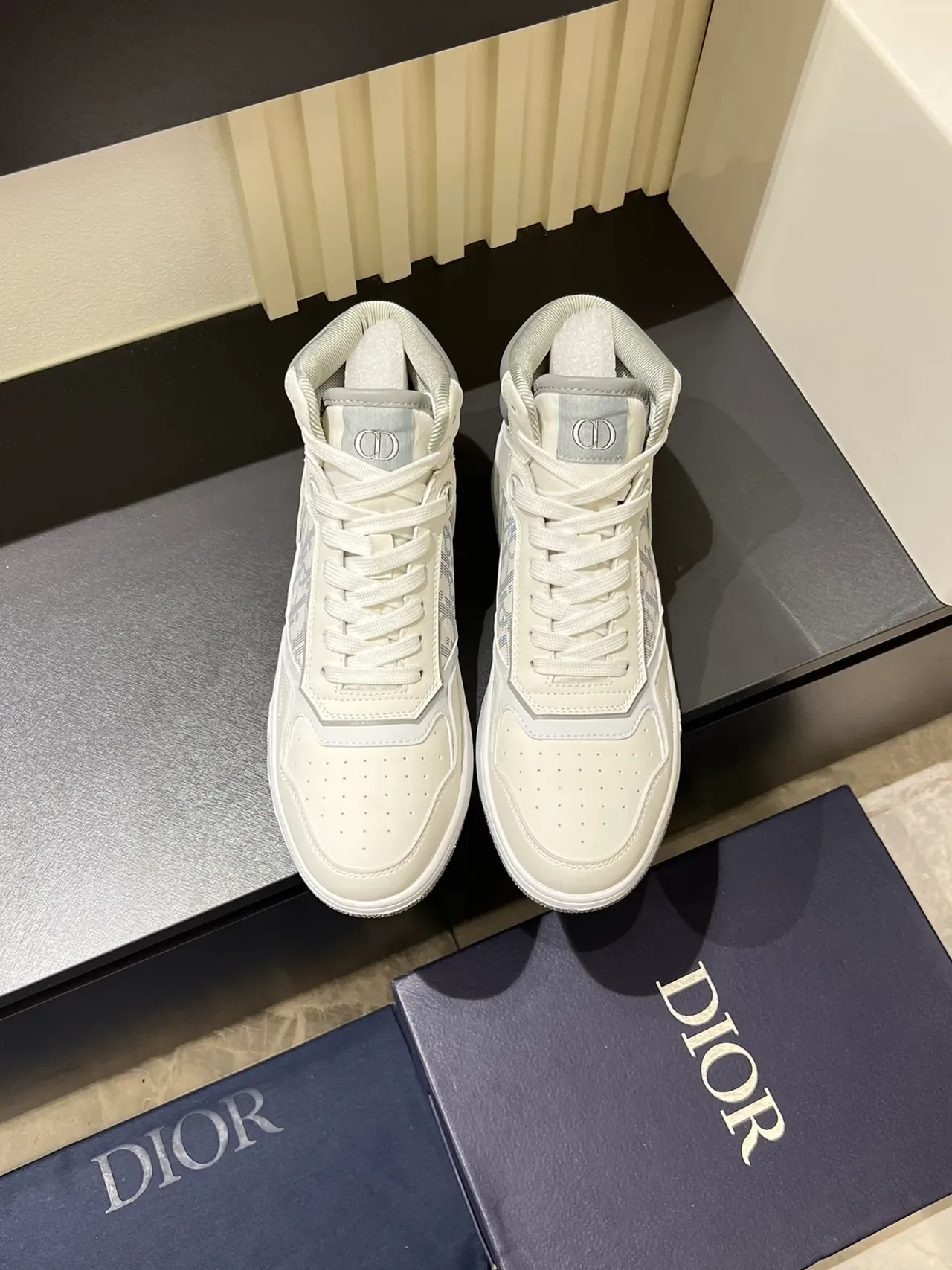 Dior B23 White and Gray Monogram High-Top Lifestyle Sneakers 5