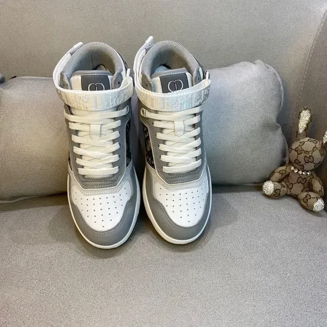 Dior B23 White and Gray Monogram High-Top Lifestyle Sneakers 7