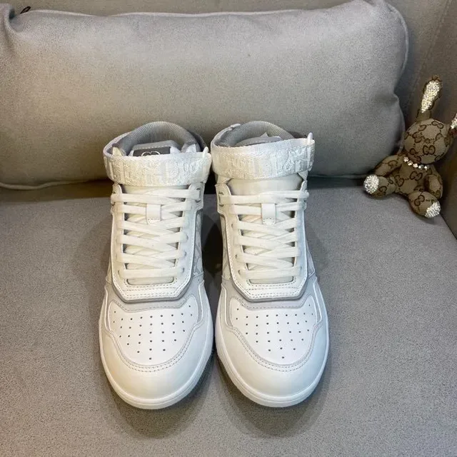 Dior B23 White and Gray Monogram High-Top Lifestyle Sneakers 9