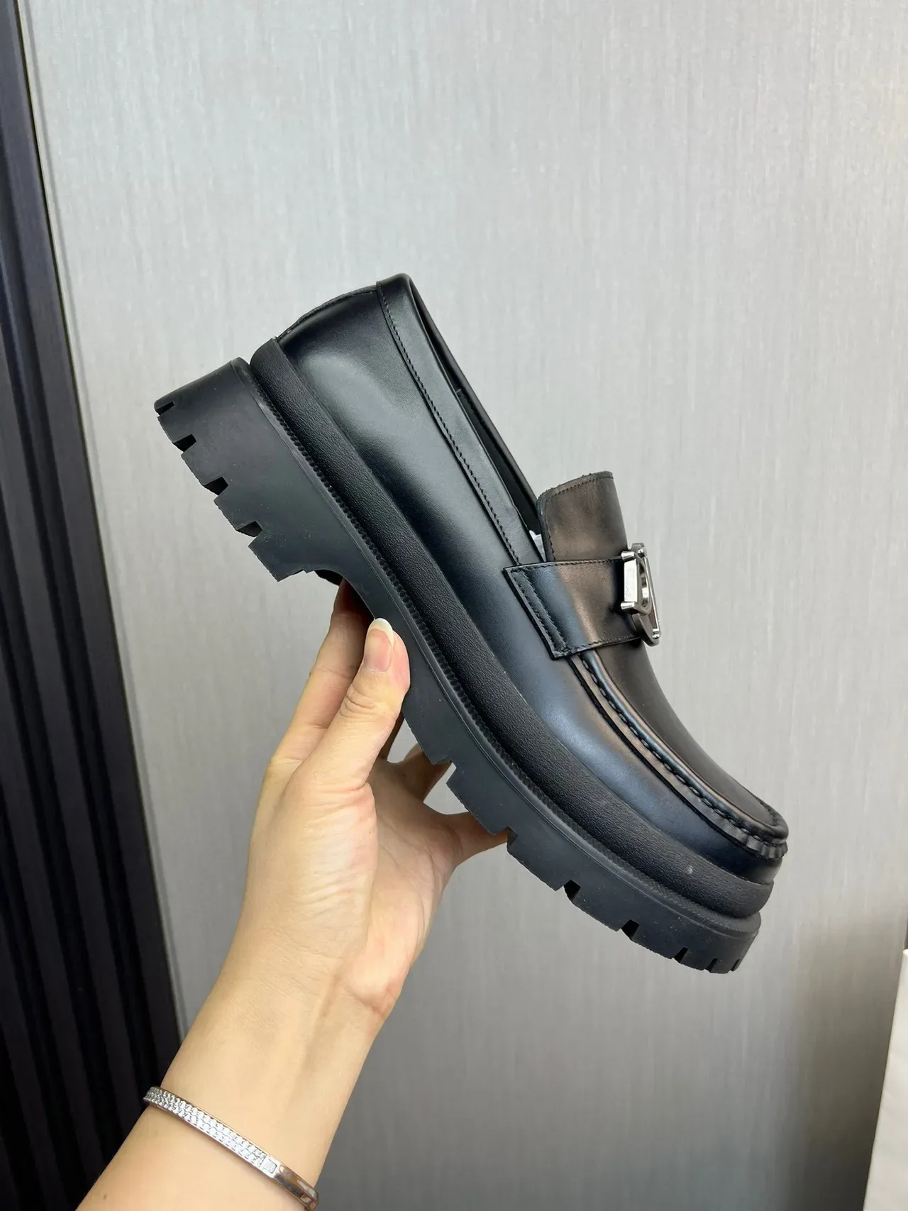 Dior B27 Black Leather Logo Buckle Loafers 4