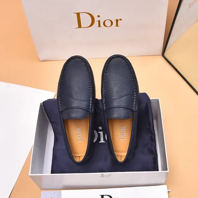 Dior Black Beige Pebbled Leather Moc-Toe Construction Loafer 3