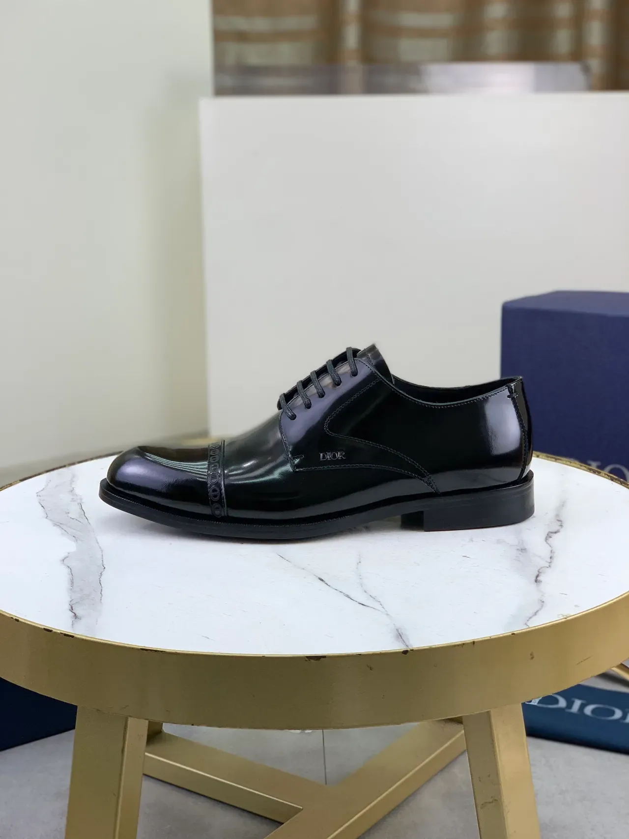 Dior Chaussures Oxford Noir avec Finition Glossy Patent-Like et Cap Toe 6