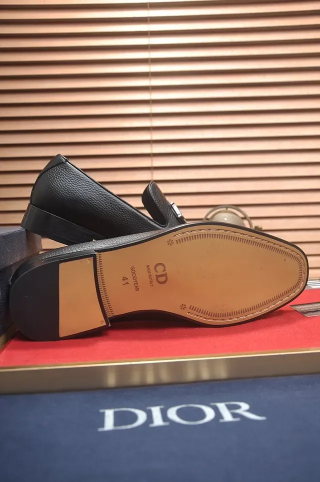 Dior Black Navy Pebbled Leather Metal CD Logo Hardware Loafer 3