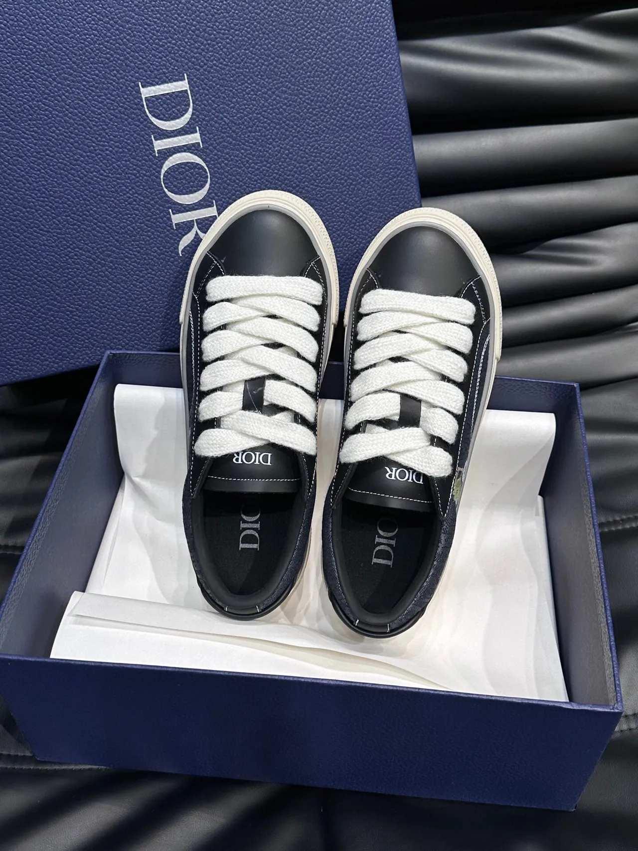 Dior Black White Low-Top Leather Upper Lifestyle Sneakers 4