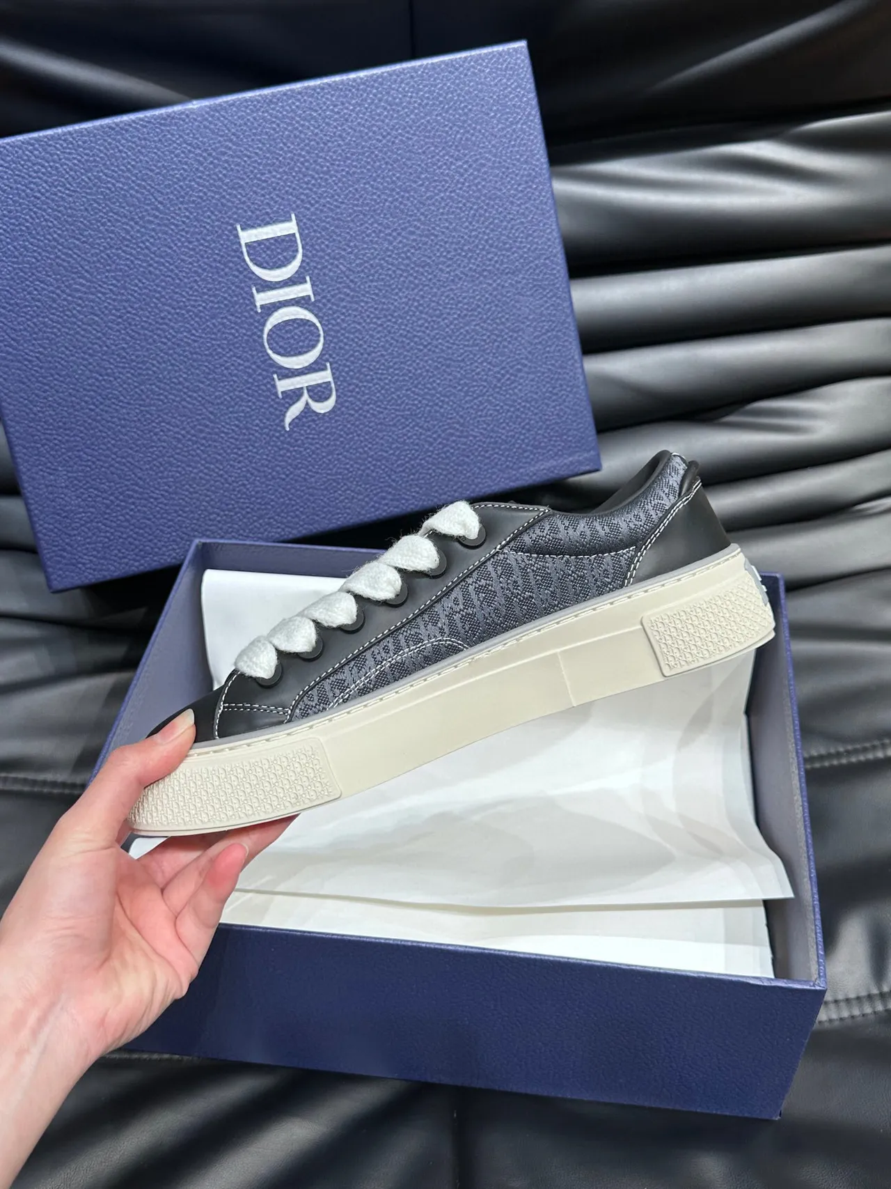 Dior Black White Low-Top Leather Upper Lifestyle Sneakers 6