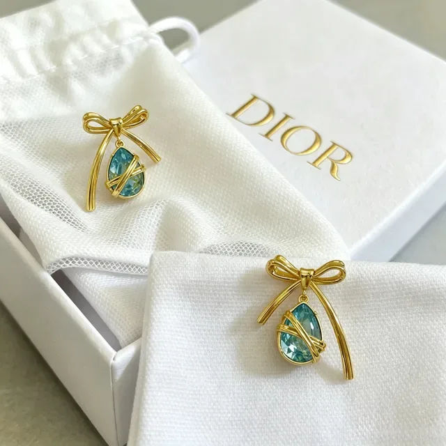 Dior Bow Motif Teardrop Crystal Drop Earrings 9