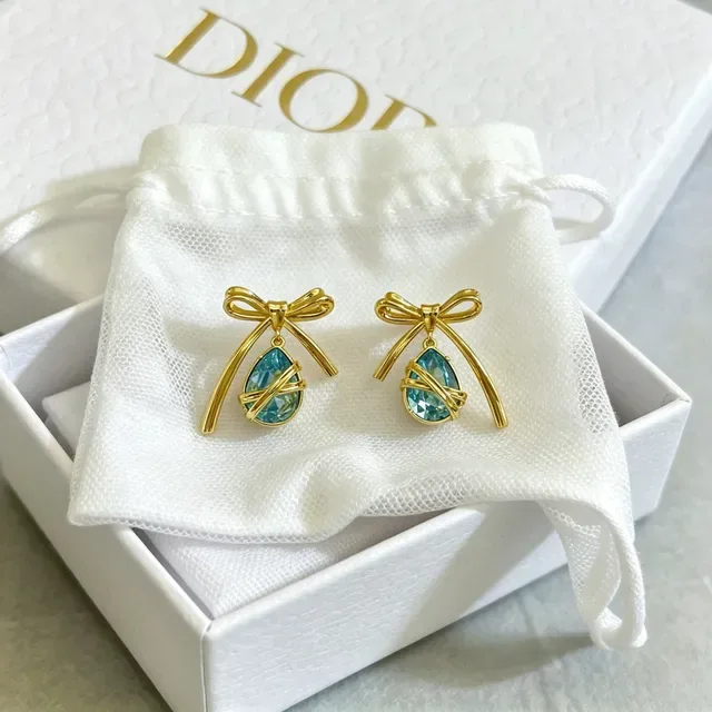 Dior Bow Motif Teardrop Crystal Drop Earrings 10