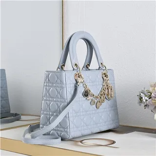 Dior Bordeaux Or Matelassé Cannage Cuir Charme Chaîne Embellissement Sac Tote 8