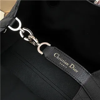 Dior Bolsa Tote de Couro com Alça Superior em Borgonha com Acabamento Quilted Cannage 4