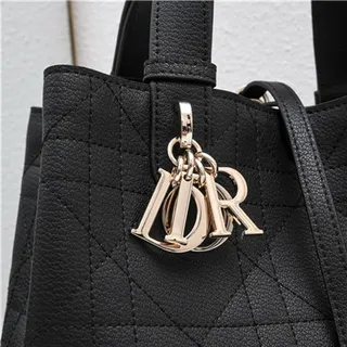 Dior Bolsa Tote de Couro com Alça Superior em Borgonha com Acabamento Quilted Cannage 9