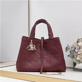 Dior Bolsa Tote de Couro com Alça Superior em Borgonha com Acabamento Quilted Cannage 16