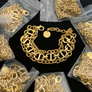 Dior CD Icon سوار سلسلة مزدوجة ذهبي اللون