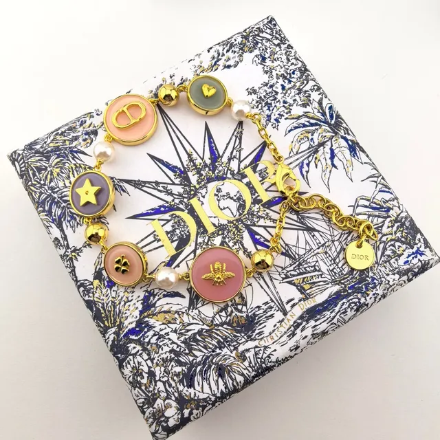 Dior D-Luck Multicharm Gold-Tone Resin and Pearl Bracelet 8