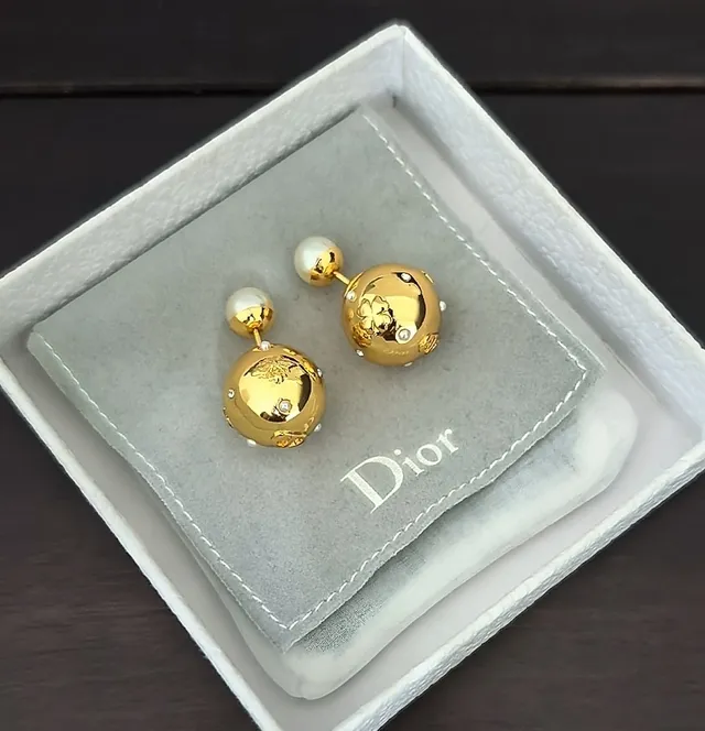 Dior Gold-Tone Pearl-Top Engraved Sphere Earrings 3