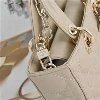 Dior Lady Dior Bourgogne Matelassé Cannage Anses Supérieures Cabas 15