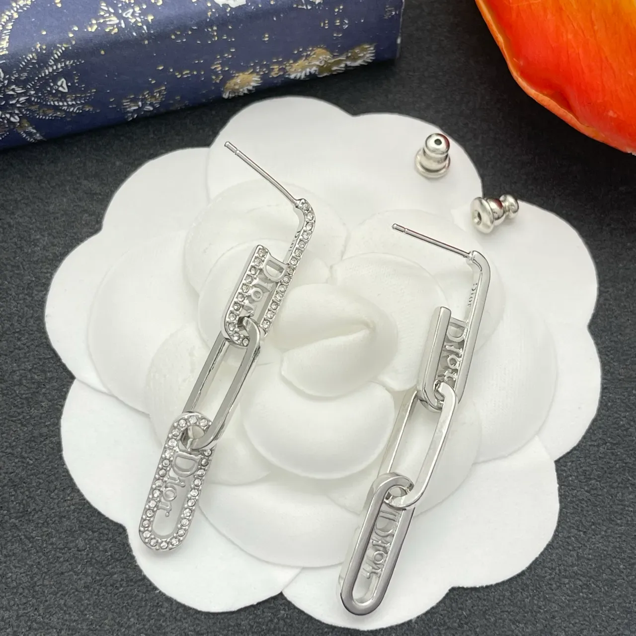 Dior Link Crystal-Embellished Logo Chain Earrings 5