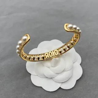 Dior Bracelet Manchette Perlé