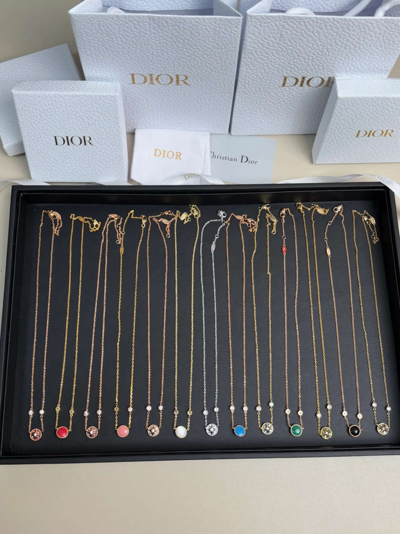Dior Rose des Vents Colliers pendentifs délicats en étoile de boussole 6