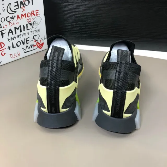 Dolce & Gabbana Chaussures lifestyle noires et jaunes avec tige tricot ajustable sock-fit et graphique foudre bold 4