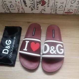 Dolce & Gabbana I Love D&G بورجوندي Logo نعال