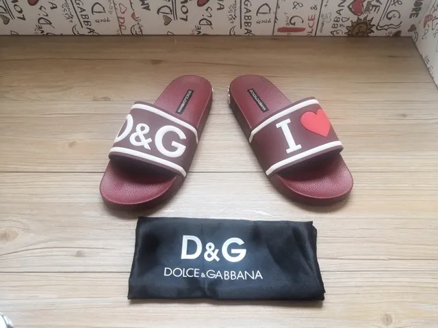 Dolce & Gabbana I Love D&G bordeaux Logo chausson 4