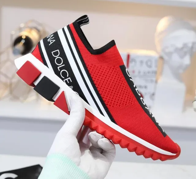 Dolce & Gabbana tênis lifestyle vermelho e preto com upper de knit, bandas de branding no lateral bold e slip-on 4