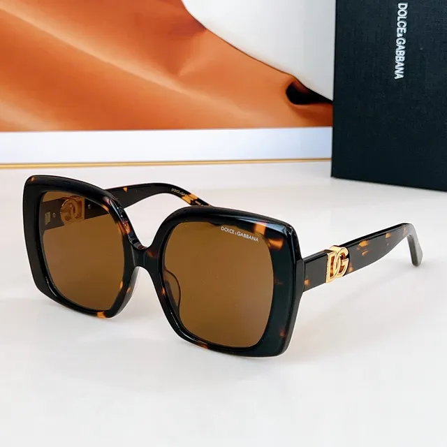 Dolce & Gabbana Black Gold Square Oversized Frame Acetate Construction Sunglasses 4
