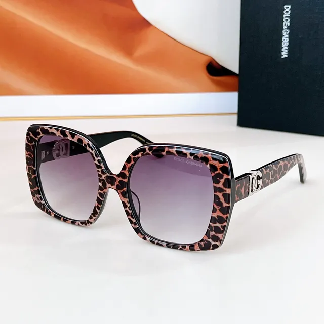 Dolce & Gabbana Black Gold Square Oversized Frame Acetate Construction Sunglasses 7