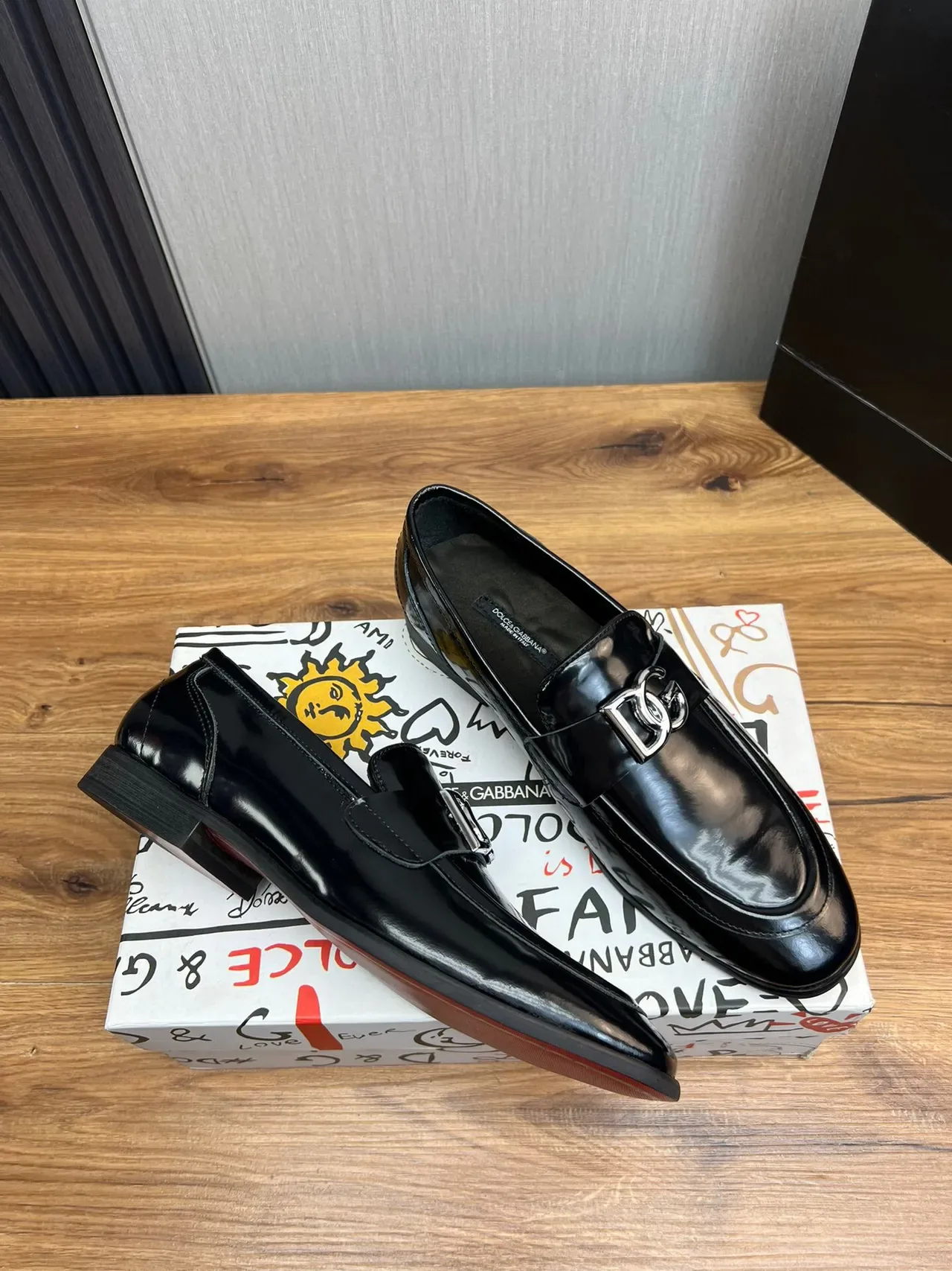 Dolce & Gabbana DG Buckle Mocassins Cuir Verni Noir 5