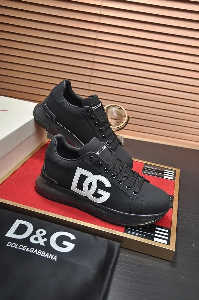 Dolce & Gabbana DG Logo Black White Lifestyle Sneaker 4