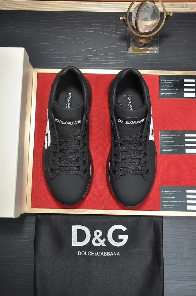 Dolce & Gabbana DG Logo Black White Lifestyle Sneaker 9
