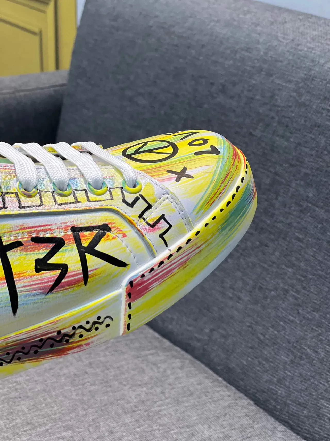 Dolce & Gabbana Graffiti-Painted Multicolor Low-Top Lifestyle Sneakers 4
