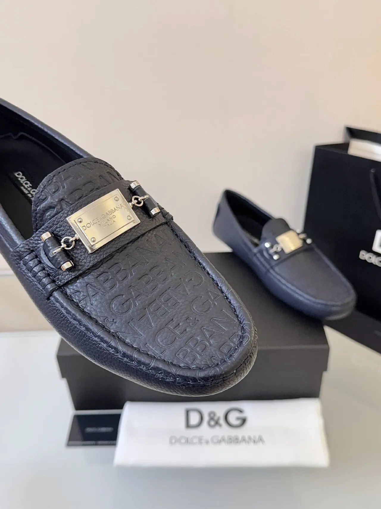 Dolce & Gabbana Portofino Bleu Marine Cuir Pebbled Mocassins 3