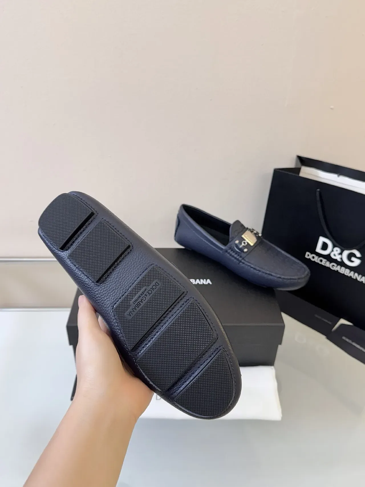 Dolce & Gabbana Portofino Bleu Marine Cuir Pebbled Mocassins 5