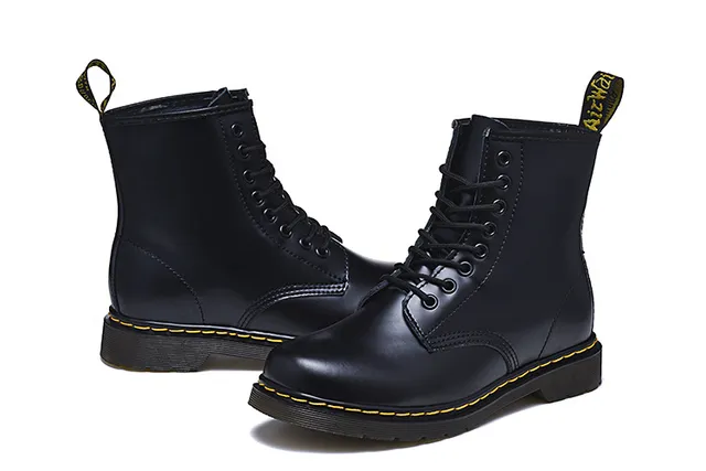 Dr. Martens 1460 Botas Martin Cuero Negro Suave Costura Amarilla 12