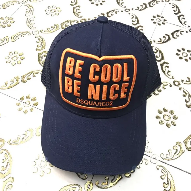 Dsquared2 Be Cool Be Nice এমব্রয়ডারি নেভি বেসবল ক্যাপ 5