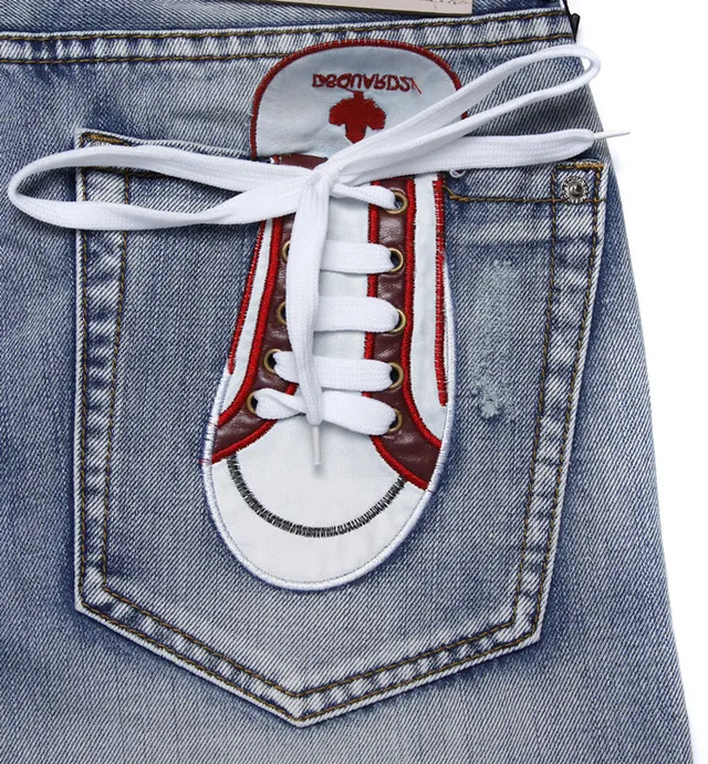 Dsquared2 Shoe Pocket Light Wash Denim Shorts 8