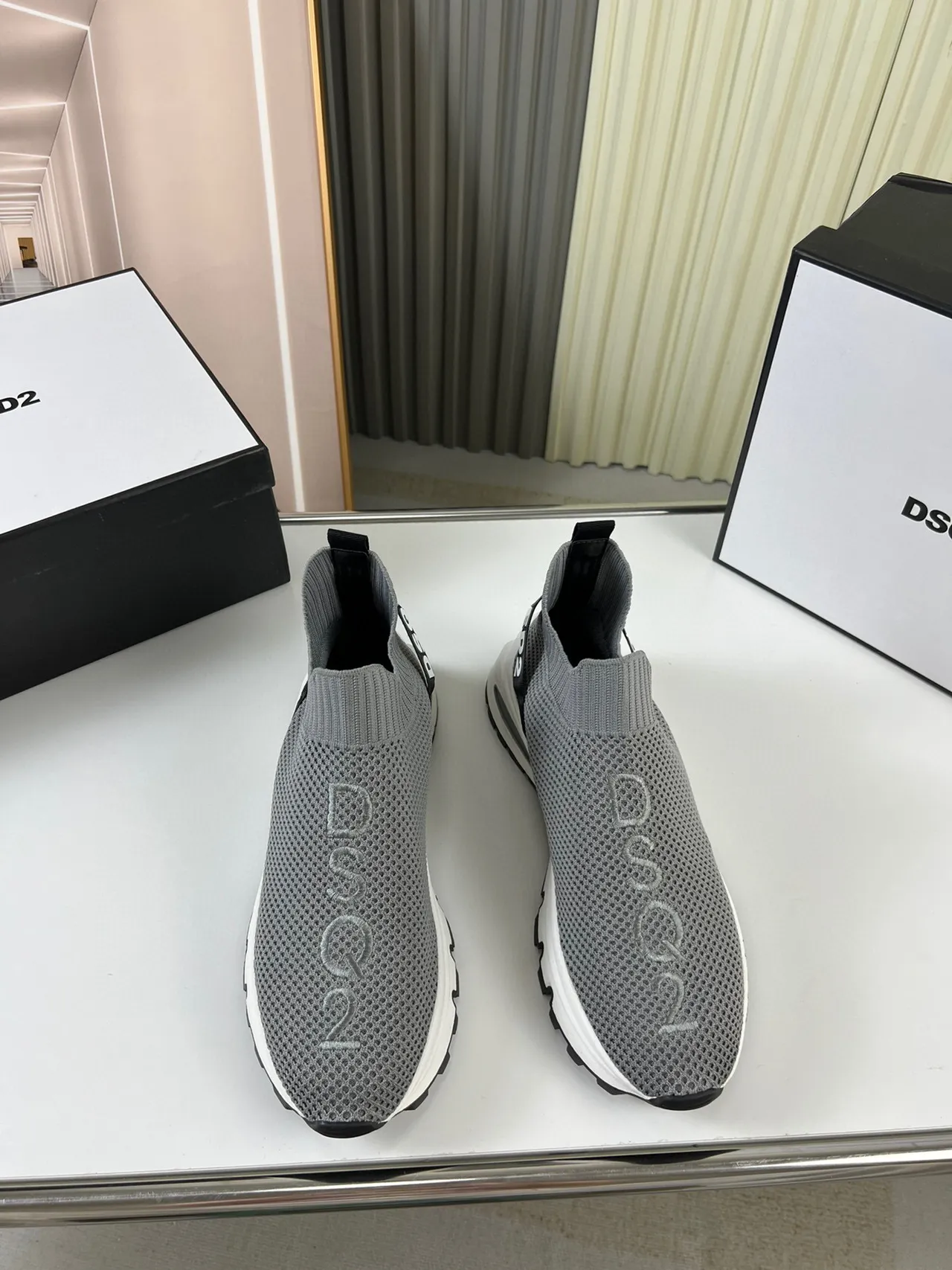 Dsquared2 Speed Trainer رمادي حذاء رياضي أسلوب حياة بتصميم جورب 8