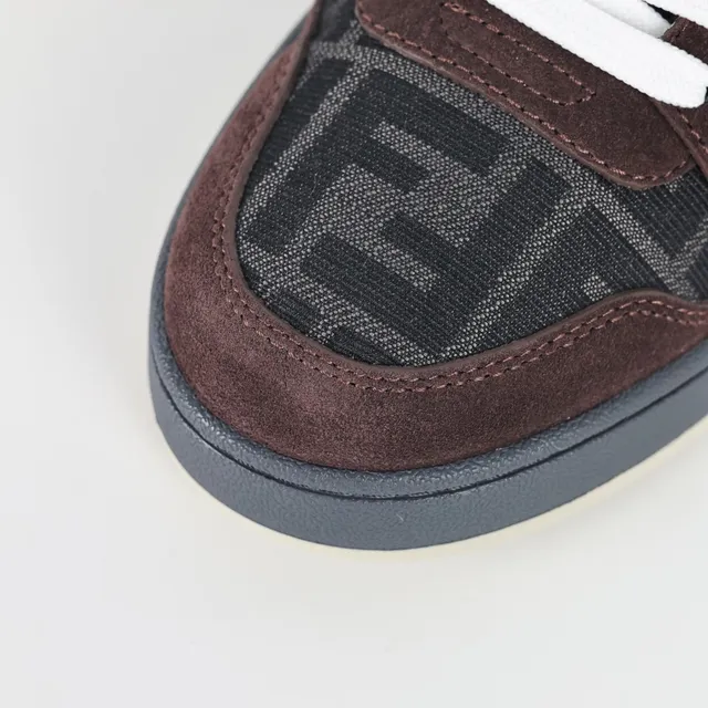 Fendi Marrom Preto Camurça Em Camadas E FF Jacquard Superior Contraste Cordões Brancos Tênis Lifestyle 5