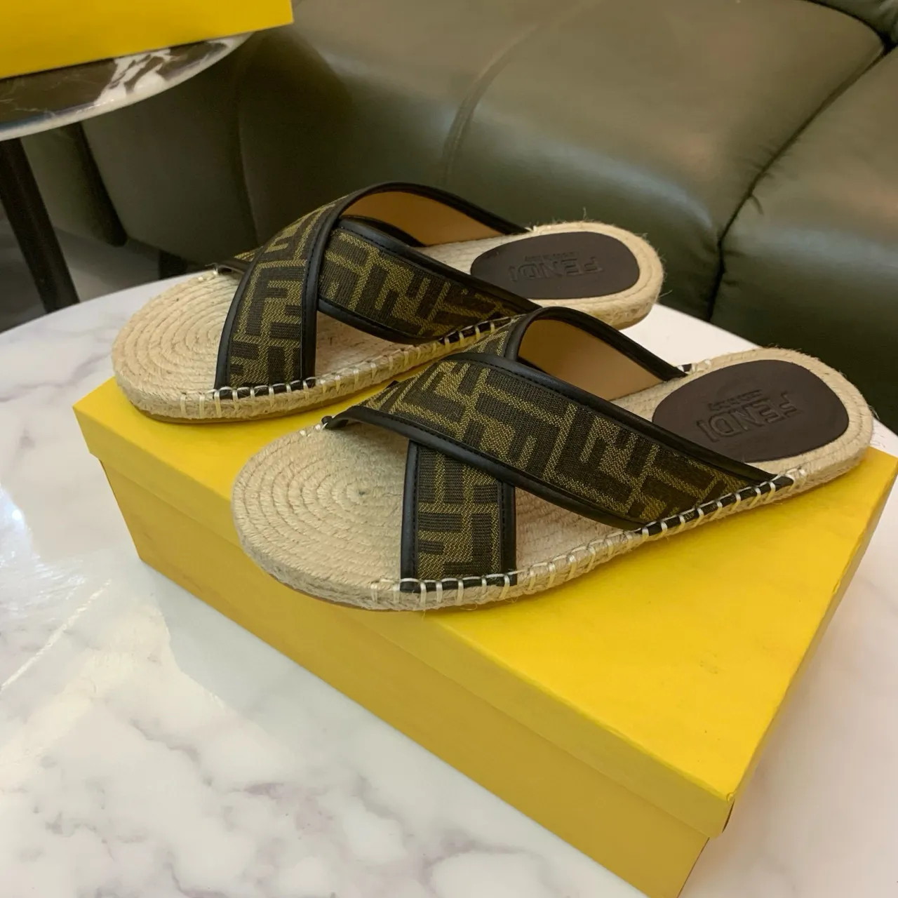 Fendi FF Espadrille Slides Beige Noir Brides Croisées Monogramme Toile Mules 2