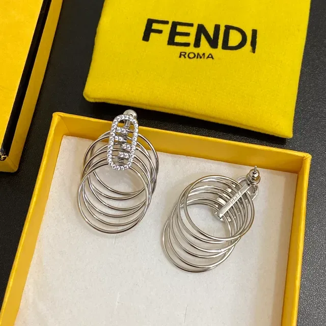 Fendi FF Logo Boucles d'oreilles Cristal Multi-Hoop 2